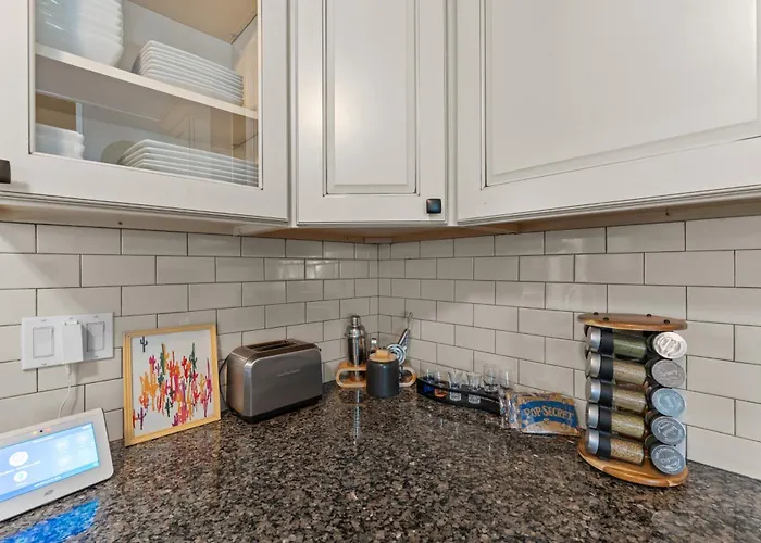 3 Bedroom Oasis W Private Pool In Old Town * Scottsdale