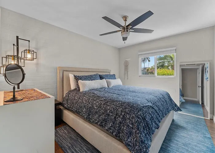 Holiday home 3 Bedroom Oasis W Private Pool In Old Town *