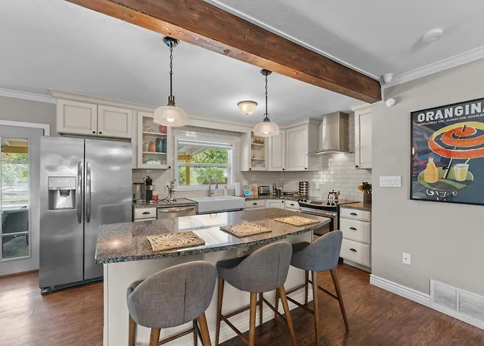 3 Bedroom Oasis W Private Pool In Old Town Holiday home Scottsdale