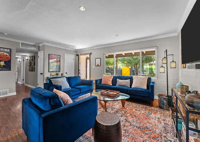 3 Bedroom Oasis W Private Pool In Old Town Holiday home Scottsdale